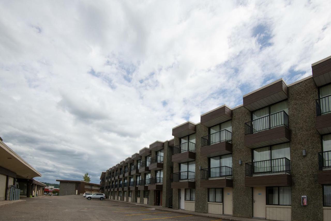 North Star Inn & Suites Prince George Exterior photo